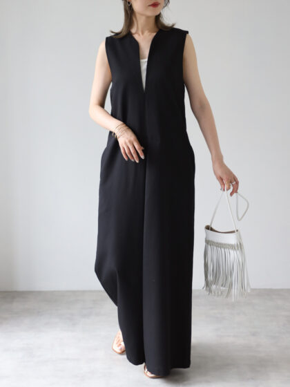 ディープVネックオールインワン